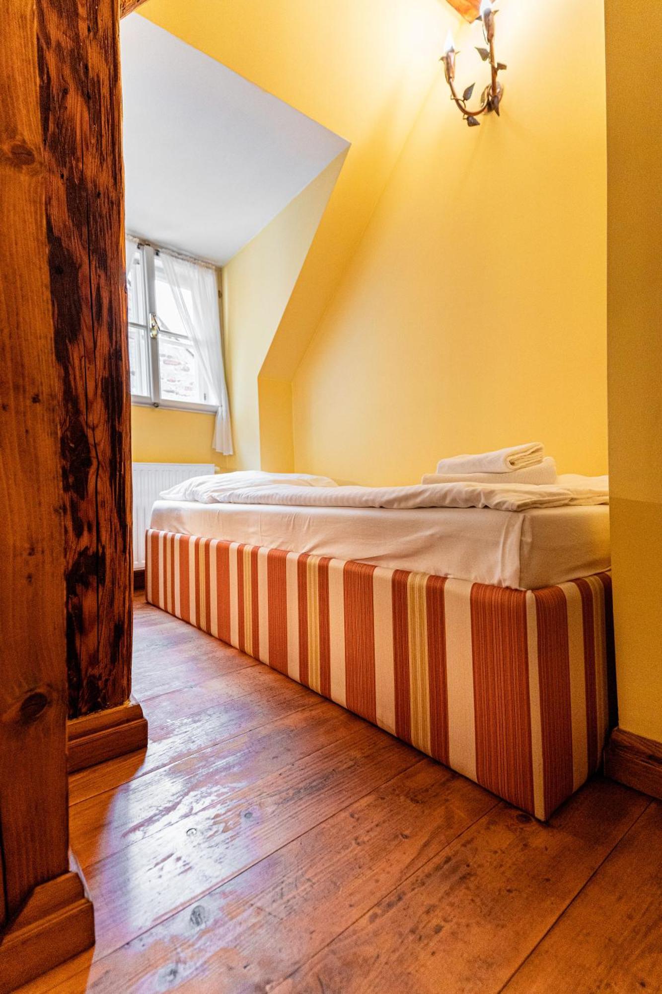 Penzion Cosmopolitan Ii. Banská Štiavnica Habitación foto